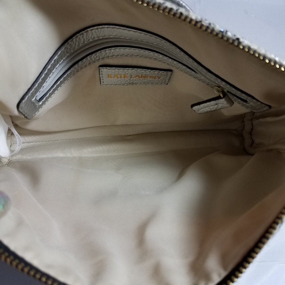 Pre-Loved Snake print Crossbody - Picture 6 of 7